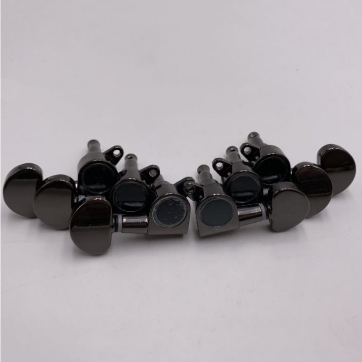 Full-closed machine head for acoustic guitar